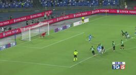 Il Napoli convince Juve: polemiche var thumbnail