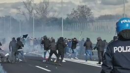"Gli scontri erano organizzati" thumbnail