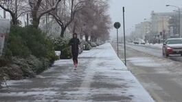 Gelo e neve, l'Italia nella bufera thumbnail