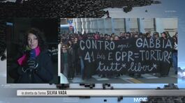 Anarchici in piazza a Torino thumbnail