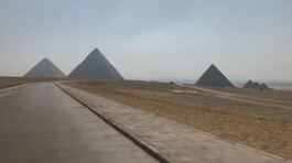 Un tunnel segreto nella piramide thumbnail