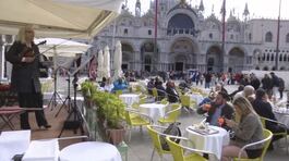 Turismo boom, tutti in Italia thumbnail