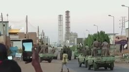 Italiani in salvo, inferno Sudan thumbnail
