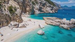 Il mare più bello è a Baunei thumbnail