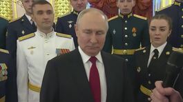 Putin si salva tra molti misteri thumbnail