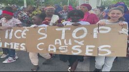 "Giovani delle banlieues, basta!" thumbnail