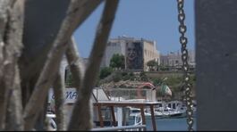 Sbarchi record, assalto a Lampedusa thumbnail