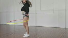 Hula Hoop, l'allenamento che diverte thumbnail