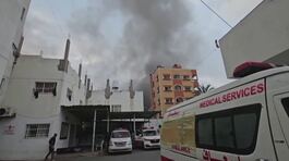Gaza, bombe anche sui profughi thumbnail