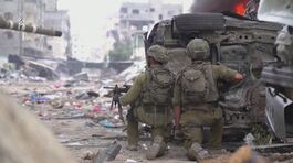 L'esercito nell'ospedale di Gaza thumbnail