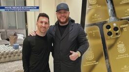 Messi, regalo ai compagni thumbnail