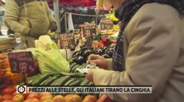 Prezzi alle stelle, gli italiani tirano la cinghia thumbnail