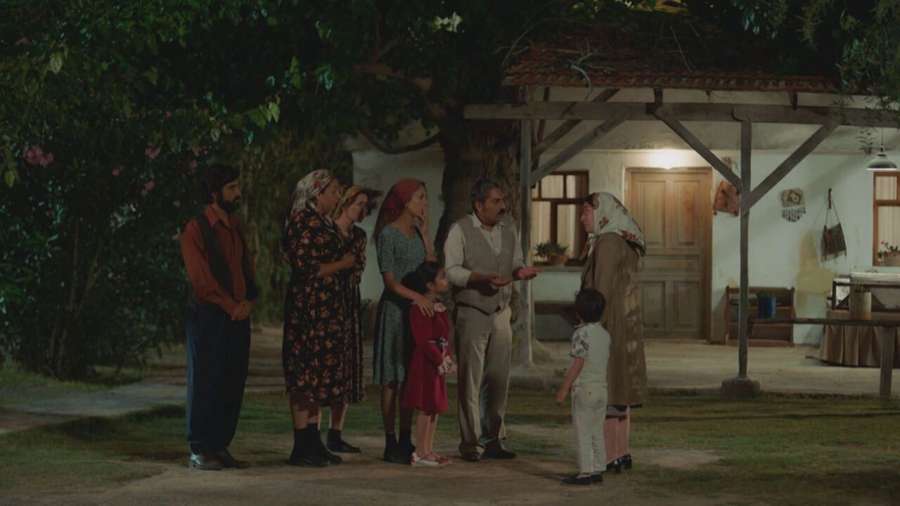 Terra Amara replica in streaming puntata serale del 17 maggio 2024 | Video Mediaset