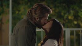 Il bacio tra Fikret e Zeynep thumbnail