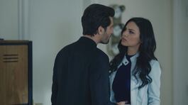 Zeynep, Emir e l'avvertimento di Efsane thumbnail
