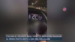 Napoli, in tangenziale a 220 all'ora col cellulare thumbnail