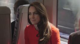 Londra, inglesi in ansia per la principessa Kate thumbnail