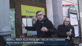 Napoli, ressa alle Poste per i delusi dall'assegno thumbnail