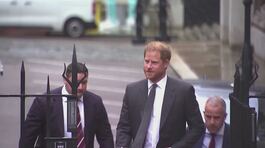 Windsor, William e Harry vicini al Re ma distanti tra loro thumbnail