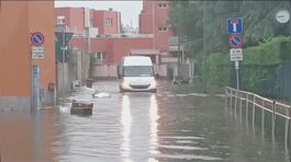 Maltempo Milano, quartiere Ponte Lambro allagato thumbnail