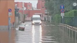 Maltempo Milano, quartiere Ponte Lambro allagato thumbnail