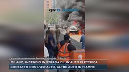 Milano, incendio in strada di un'auto elettrica thumbnail