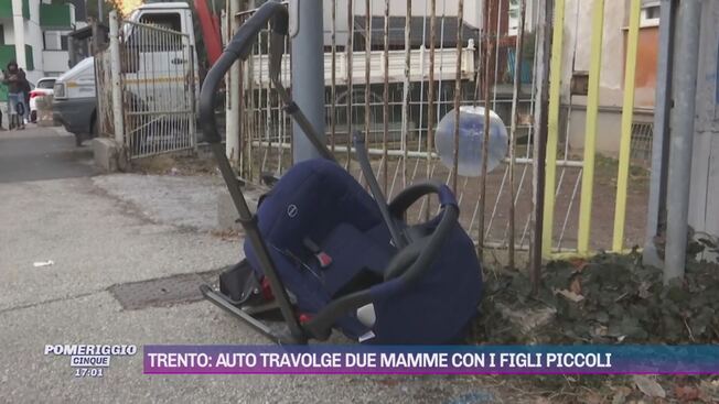 Incidente a Trento, due mamme con i loro bambini travolte da un'auto sul  marciapiede