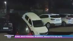 Roma, maxi-voragine: inghiottite due auto