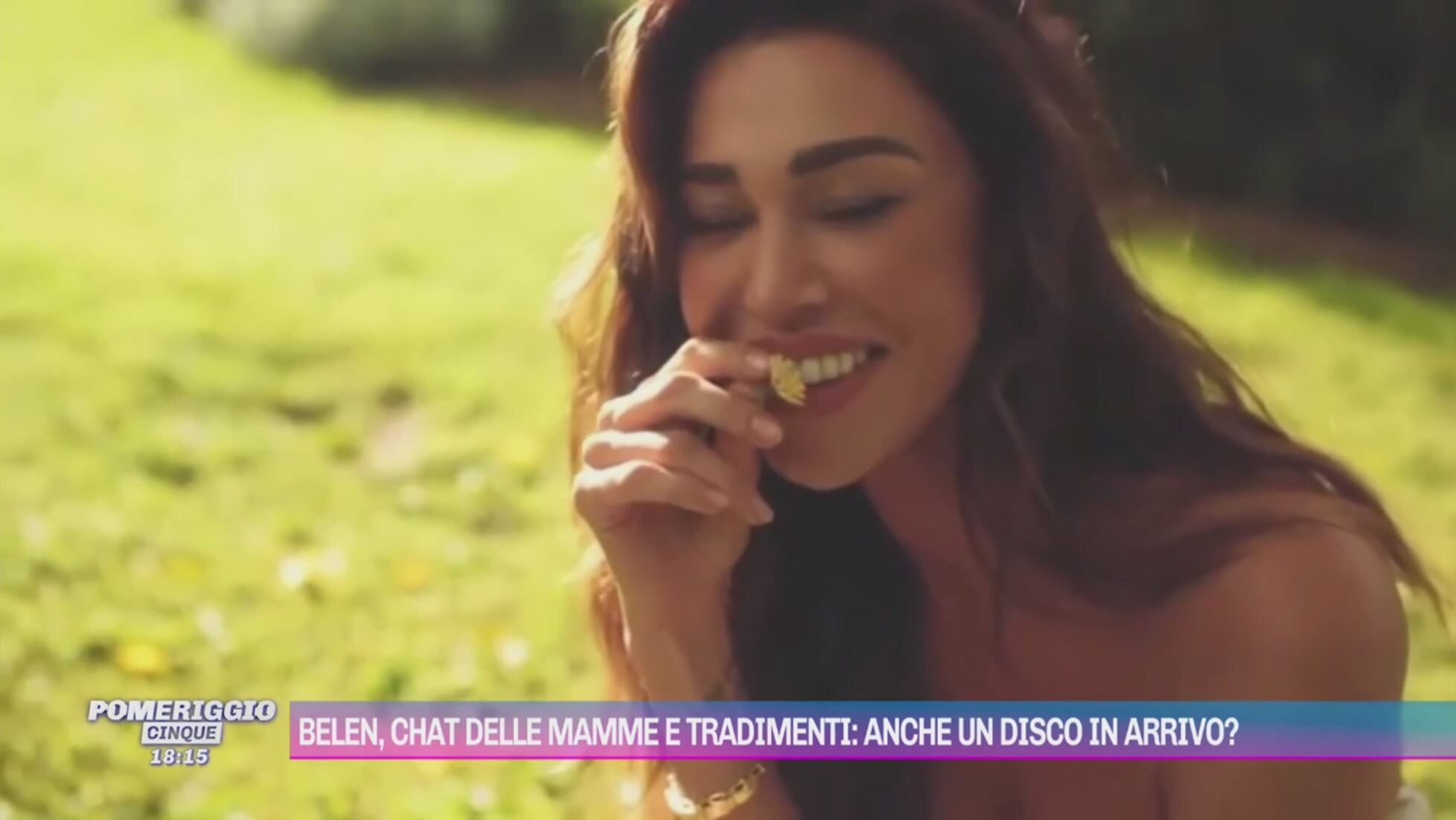 Pomeriggio Cinque: Belen, chat delle mamme e tradimenti: anche un disco in  arrivo? Video | Mediaset Infinity