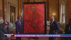 Re Carlo su sfondo rosso, svelato il ritratto ufficiale