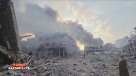 Gaza: le tragiche immagini del bombardamento thumbnail