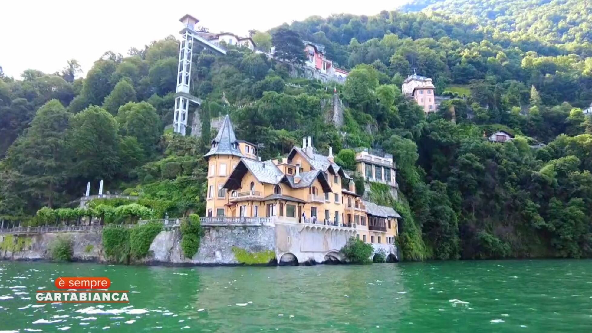 È sempre Cartabianca: La dolce vita sul Lago di Como Video | Mediaset  Infinity