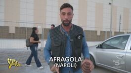 Vittorio Brumotti libera i parcheggi per disabili di Afragola thumbnail