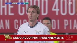 Falli e accoppiamenti, quando il calcio è a luci rosse thumbnail