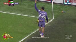 "Striscia lo striscione", il lato B del grande calcio thumbnail