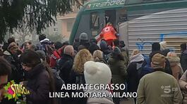 Abbiategrasso, capotreno aggredita: le immagini, con Capitan Ventosa thumbnail