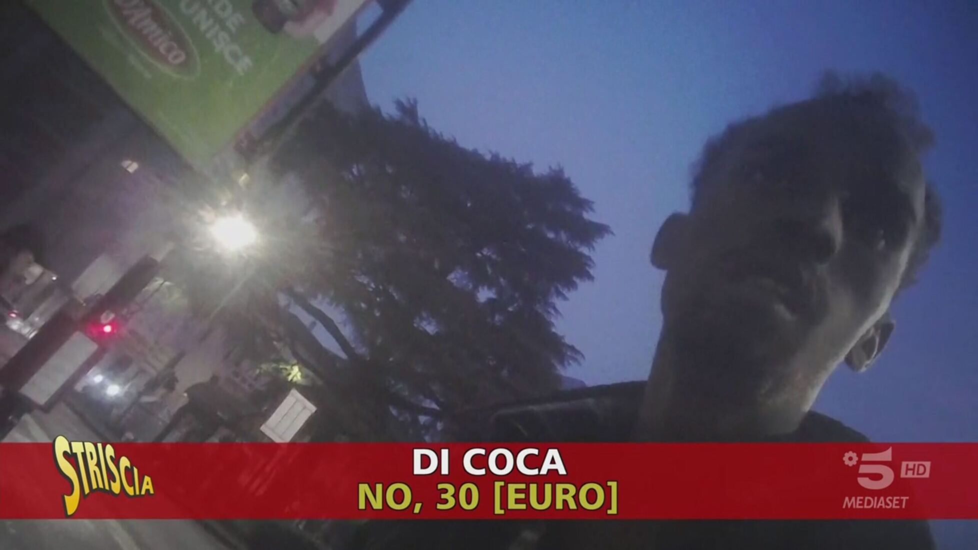 A Brescia si vende droga davanti alla stazione - Striscia la notizia Video  | Mediaset Infinity