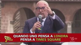Gli scivoloni del ministro Gennaro Sangiuliano da Times Square al Premio Strega thumbnail