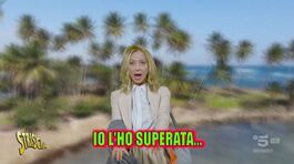 Prova costume? Elly Schlein al mare ci va con i tacchi a spillo thumbnail