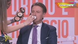 Giuseppe Conte si fa rifare il musetto davanti a tutti thumbnail