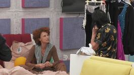 Un regalo da Fiordaliso per Beatrice Luzzi e Grecia Colmenares thumbnail