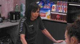 Fiordaliso: "Sei tu quella che ha paura di esporsi, non io!" thumbnail