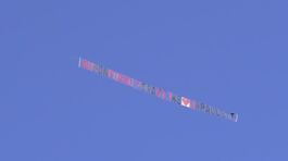 Un aereo per la coppia della Casa thumbnail