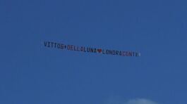 Un altro aereo per Vittorio Menozzi: "Vitto 6 + della luna, Londra con te" thumbnail