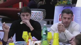 Le amate patatine arricchiscono l'aperitivo degli inquilini thumbnail