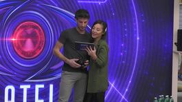 Il viaggio del calendario di Grande Fratello thumbnail