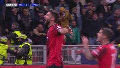Giroud, gol alla Hateley: Milan avanti sul Psg