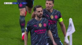 Bernardo Silva sorprende Lunin su punizione (Real-City 0-1) thumbnail
