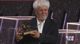 Pedro Almodovar vince il Leone d'oro thumbnail