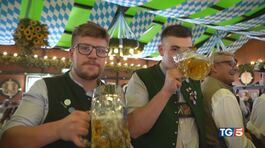 Non c'è mai crisi per l'Oktoberfest thumbnail